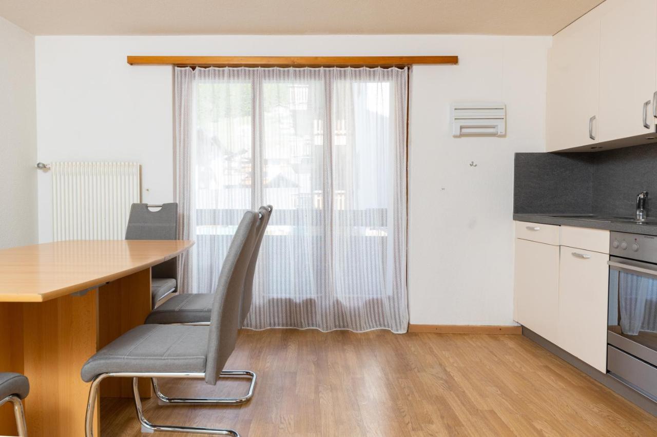 Haus Slalom Apartment Saas-Fee Bagian luar foto
