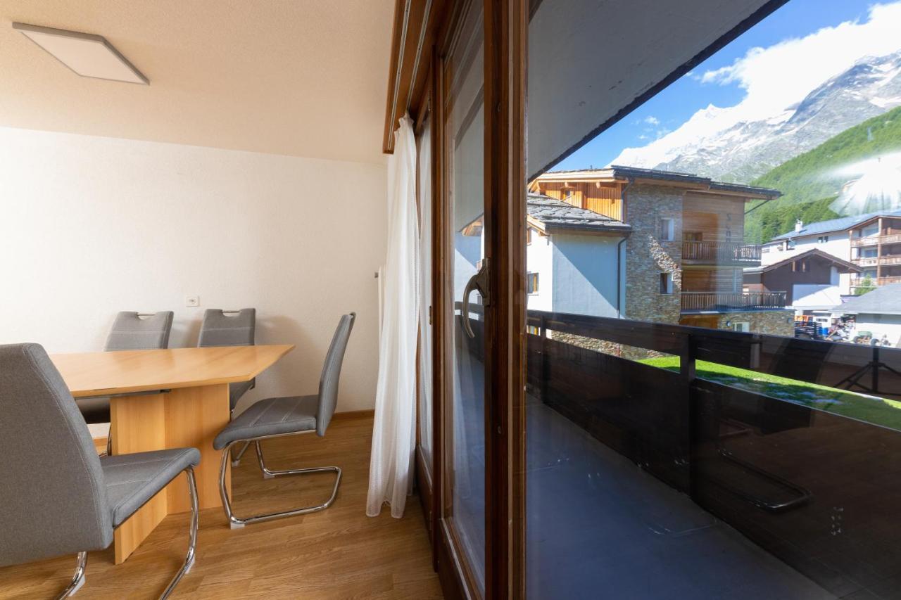 Haus Slalom Apartment Saas-Fee Bagian luar foto
