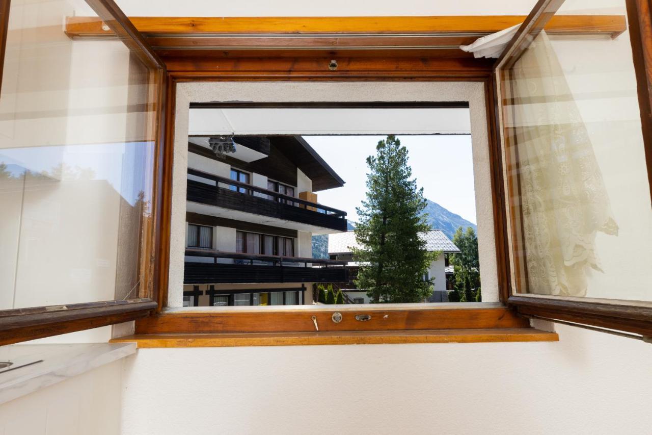 Haus Slalom Apartment Saas-Fee Bagian luar foto