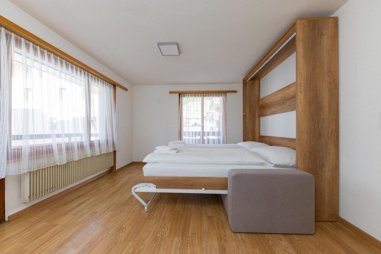 Haus Slalom Apartment Saas-Fee Bagian luar foto
