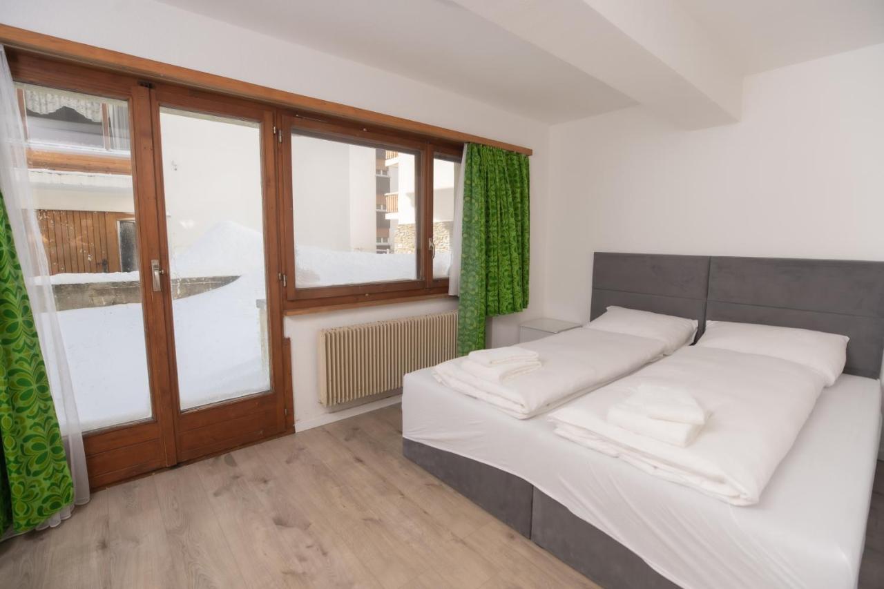 Haus Slalom Apartment Saas-Fee Bagian luar foto